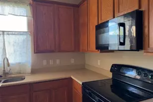 3827 Spirited Cir, Saint Cloud, FL 34772 - Photo 8