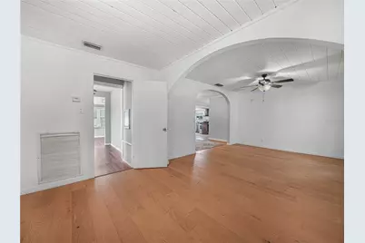 201 Brooks Road, Frostproof, FL 33843 - Photo 8