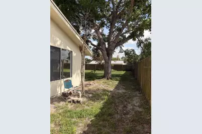 731 24th Street SW, Vero Beach, FL 32962 - Photo 16