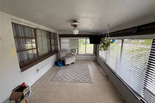 262 Walter Ave, Frostproof, FL 33843 - Photo 4