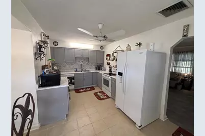 262 Walter Avenue, Frostproof, FL 33843 - Photo 8