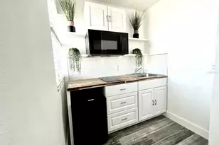 935 S Atlantic Ave, Daytona Beach, FL 32118 - Photo 8