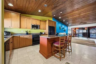 6204 Country Club Dr, Lake Wales, FL 33898 - Photo 8