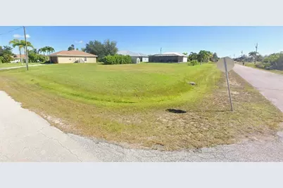 815 NW 28th Place, Cape Coral, FL 33993 - Photo 2