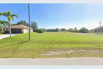 815 NW 28th Place, Cape Coral, FL 33993 - Photo 1