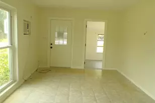 4011 Grobe St, North Port, FL 34287 - Photo 6