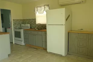 4011 Grobe St, North Port, FL 34287 - Photo 4