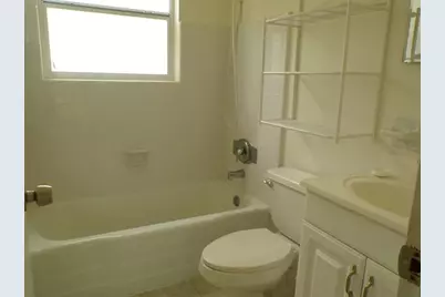 4011 Grobe Street, North Port, FL 34287 - Photo 10