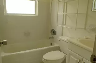 4011 Grobe St, North Port, FL 34287 - Photo 10