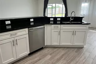 513 Central Rdg Ln, Frostproof, FL 33843 - Photo 22