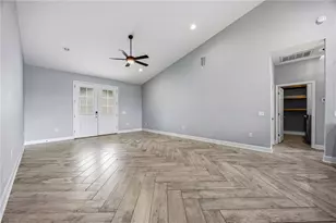 1027 Campbell Ave, Lake Wales, FL 33853 - Photo 4