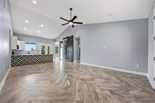 1027 Campbell Ave, Lake Wales, FL 33853 - Photo 6