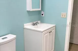 146 Camden G, West Palm Beach, FL 33417 - Photo 8