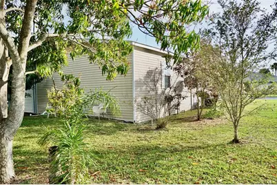 56 Manor Drive, Fort Pierce, FL 34982 - Photo 18
