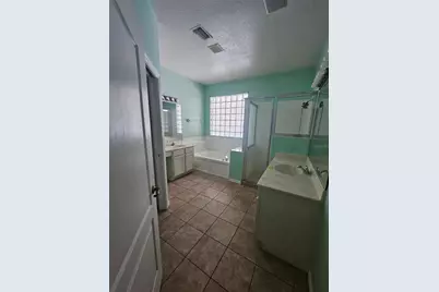 2609 SW 25th Street, Cape Coral, FL 33914 - Photo 20