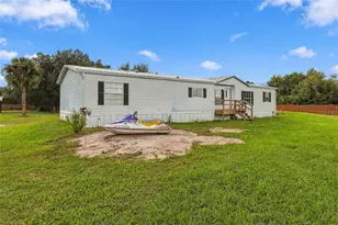 19046 NW 302nd St, Okeechobee, FL 34972 - Photo 4