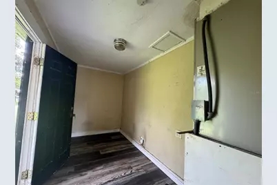 4 Lakeview Avenue, Frostproof, FL 33843 - Photo 18