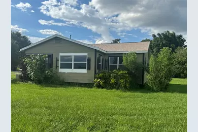 4 Lakeview Avenue, Frostproof, FL 33843 - Photo 2