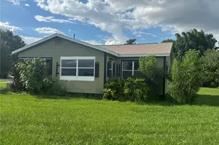 4 Lakeview Ave, Frostproof, FL 33843 - Photo 2