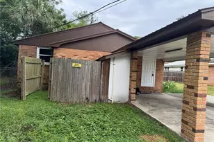 25A W E St, Frostproof, FL 33843 - Photo 16