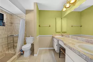 812 Sandalwood Dr, Plant City, FL 33563 - Photo 14