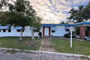 636 N Crooked Lake Dr, Babson Park, FL 33827 - Photo 1