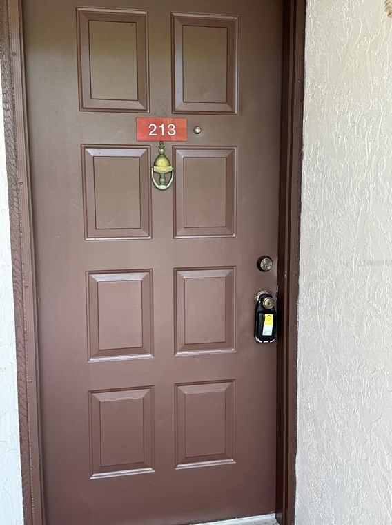 2037 San Marcos Dr, Winter Haven, FL 33880-6652