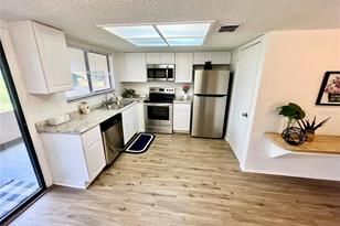 1436 Ridge Lake Ct - Photo 8