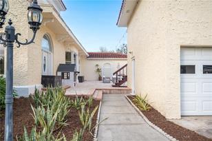 6914 Conley Dr - Photo 8