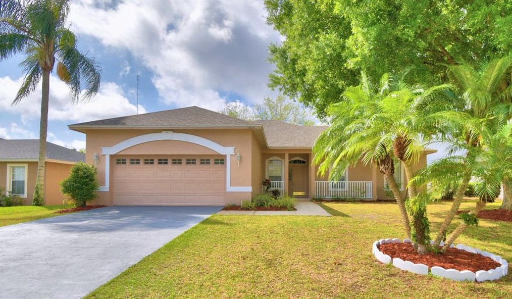 2429 Colonel Ford Dr, Lakeland, FL 33813