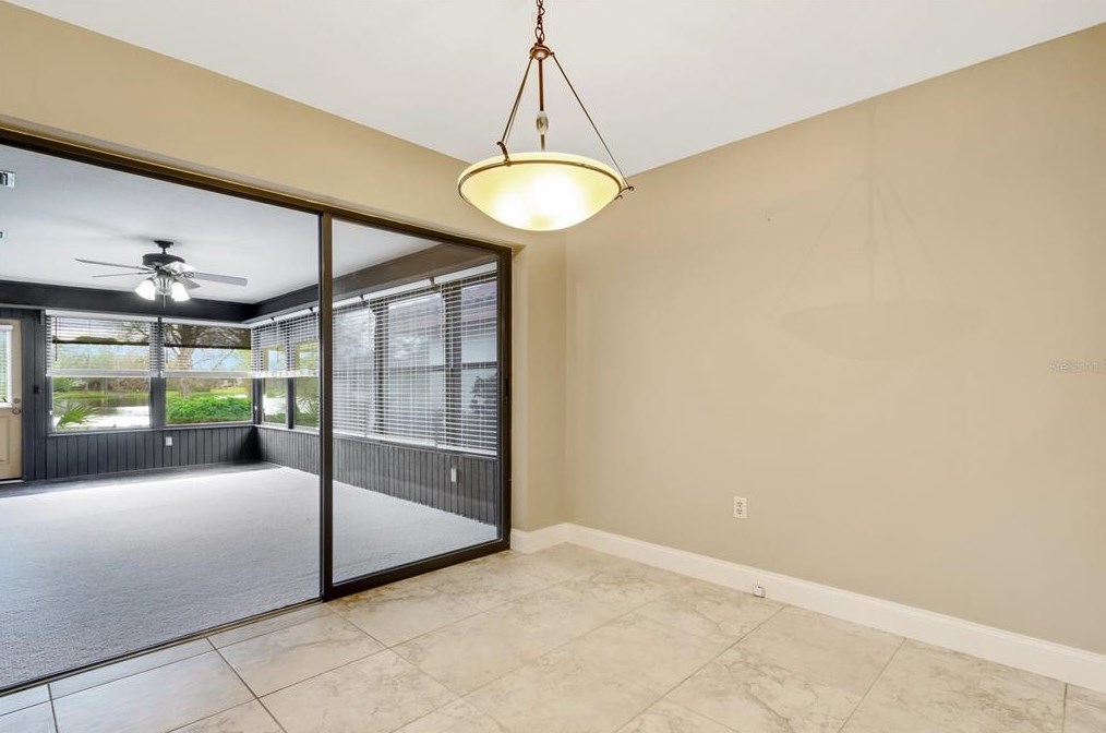 1007 Rolling Woods Ln, Lakeland FL 33813-1253 exterior