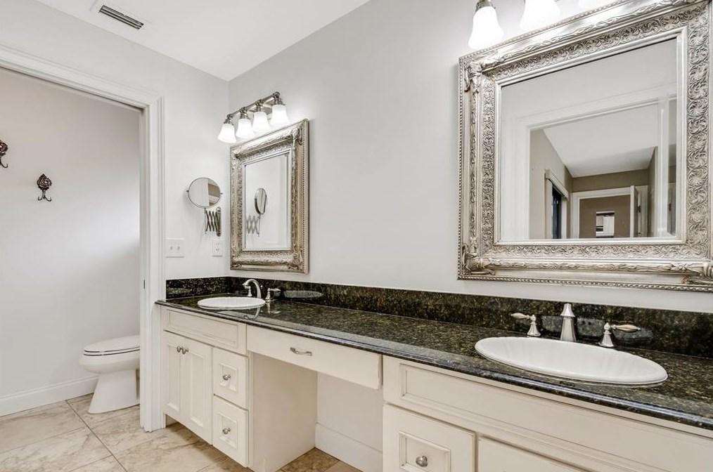 1007 Rolling Woods Ln, Lakeland FL 33813-1253 exterior