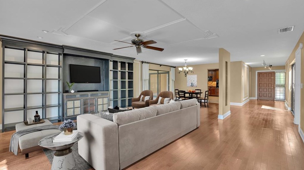 1007 Rolling Woods Ln, Lakeland FL 33813-1253 exterior