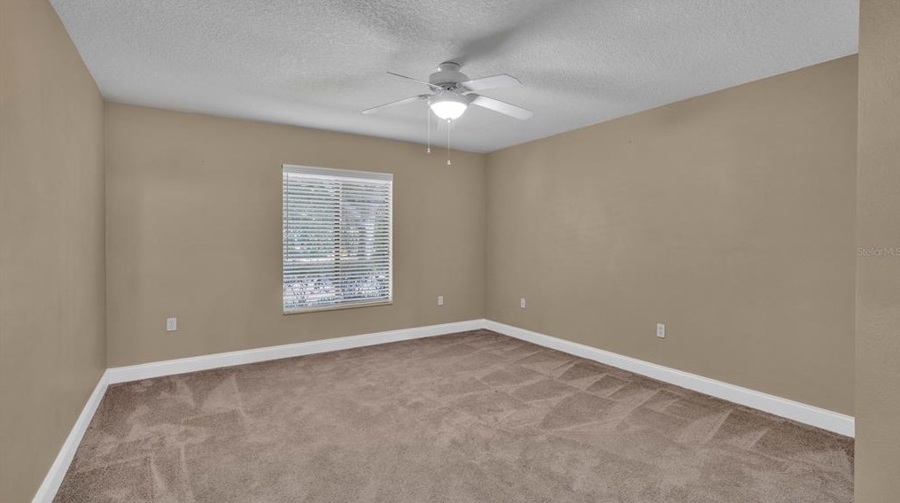 1007 Rolling Woods Ln, Lakeland FL 33813-1253 exterior