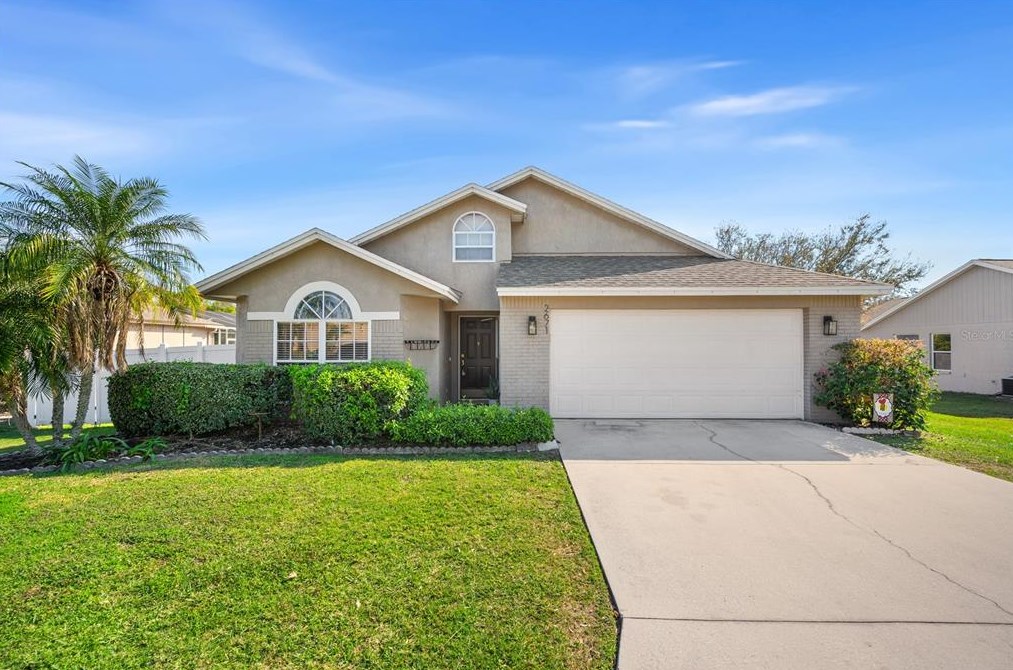 2671 Pine Brush Dr, Lakeland, FL 33813