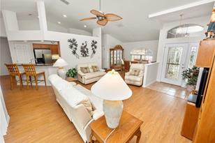 7358 Beaumont Dr - Photo 4