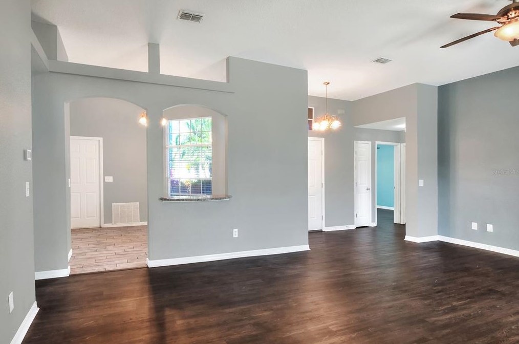 207 Westwind Dr, Davenport, FL 33896-6611
