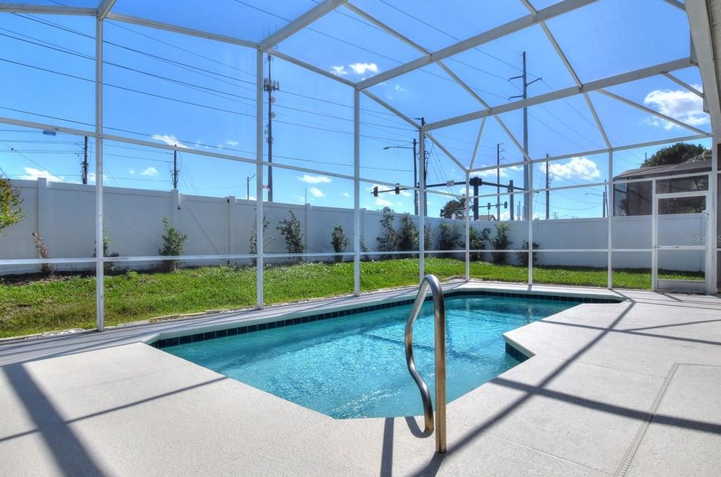 207 Westwind Dr, Davenport FL  33896-6611 exterior
