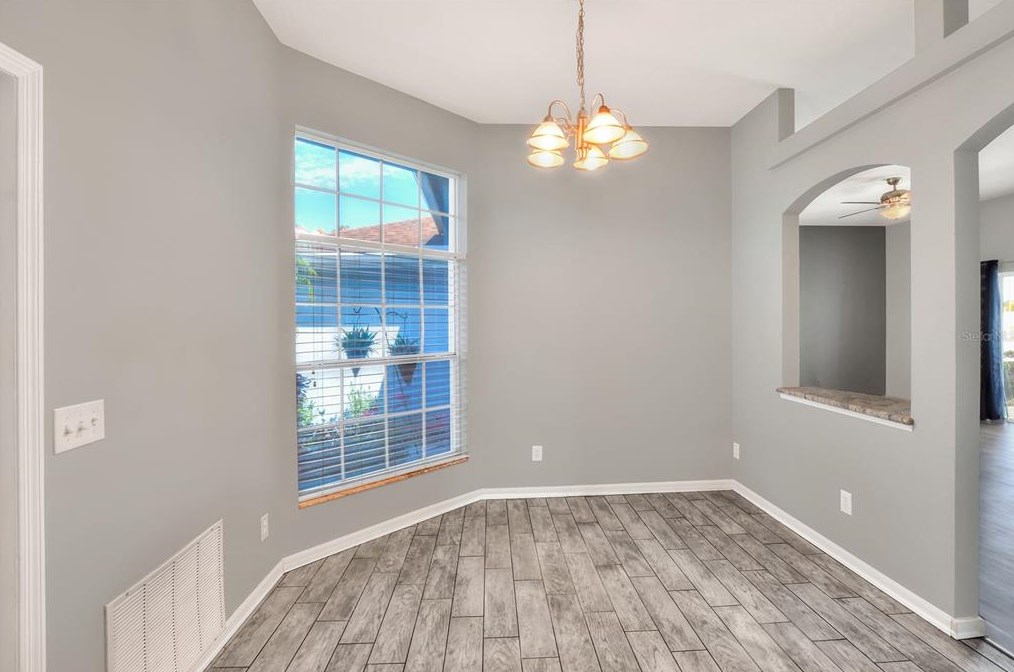 207 Westwind Dr, Davenport FL  33896-6611 exterior