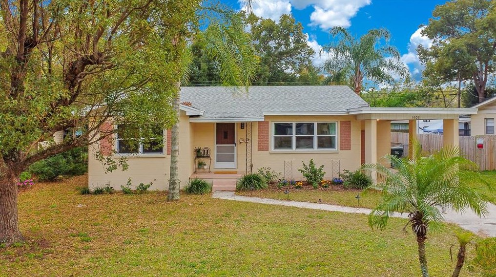 1609 Skinner St, Lakeland FL  33801-5963 exterior