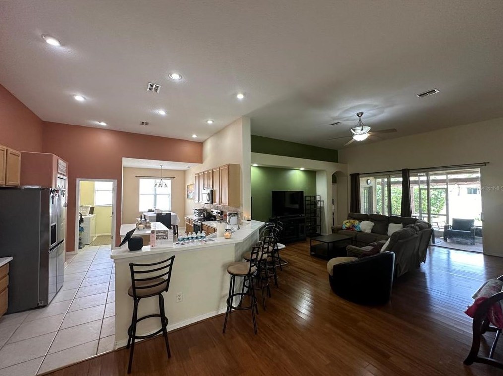 31203 Anniston Dr, Zephyrhills, FL 33543-6841