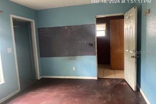 138 Elaine Dr - Photo 6