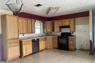 138 Elaine Dr - Photo 4