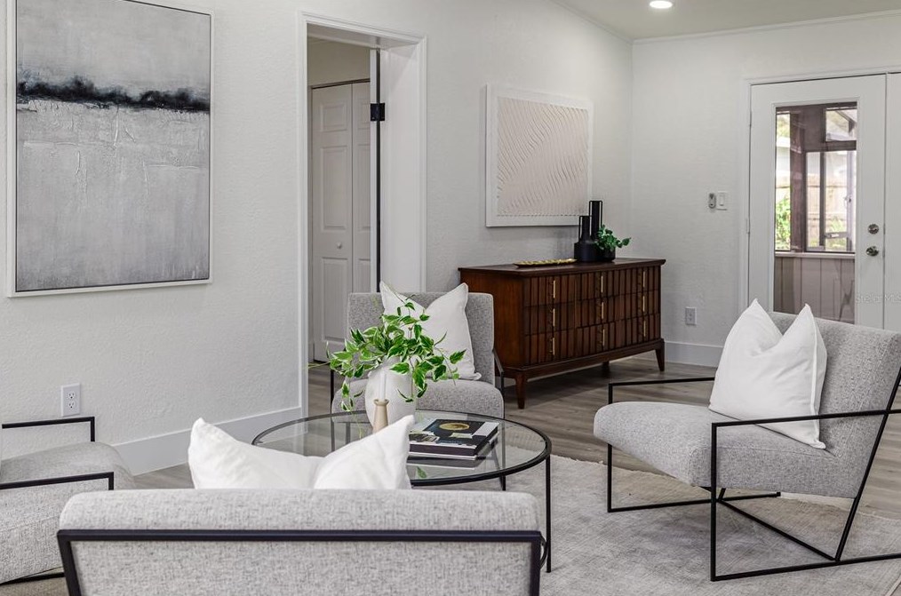 508 Broxburn Ave, Tampa FL 33617-7824 exterior