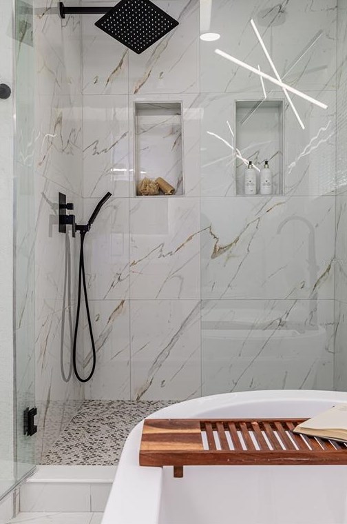 508 Broxburn Ave, Tampa FL 33617-7824 exterior