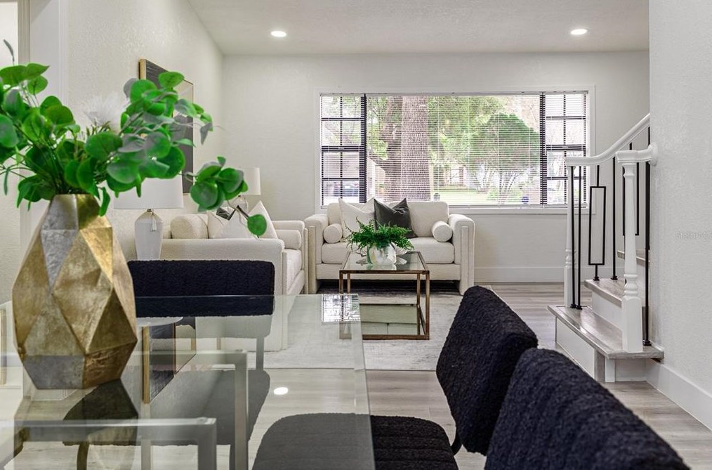 508 Broxburn Ave, Tampa FL 33617-7824 exterior