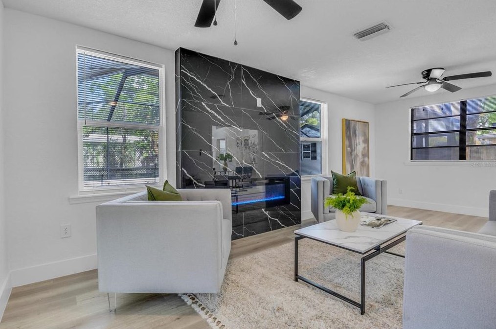 508 Broxburn Ave, Tampa FL 33617-7824 exterior