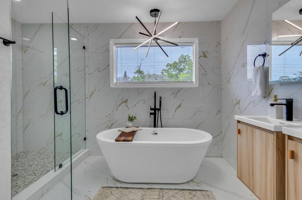 508 Broxburn Ave, Tampa FL 33617-7824 exterior