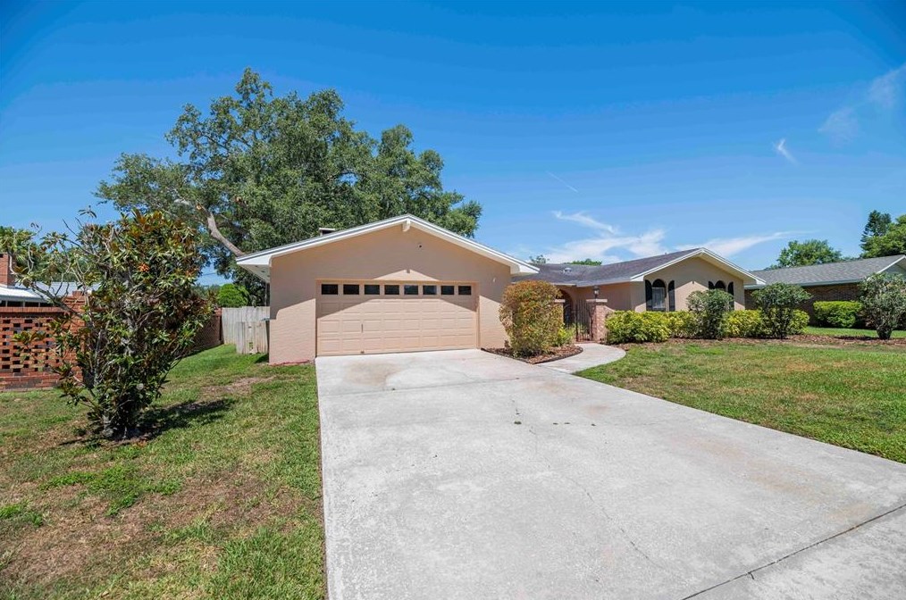 1103 Newport Ave, Lakeland, FL 33801-5959