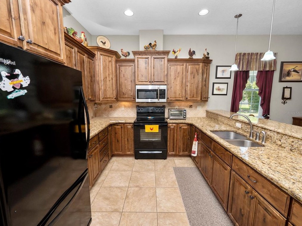 345 Motorcoach Dr, Polk City FL  33868-5132 exterior
